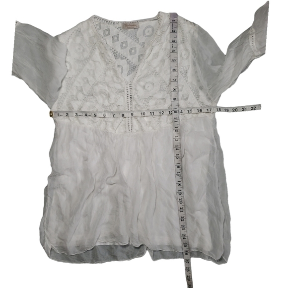 Bellambia 100% Italian Silk Bell Sleeve Lace Floral Top Size S - Picture 4 of 6